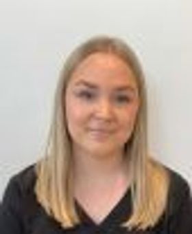 Rebecca, Tandsköterska